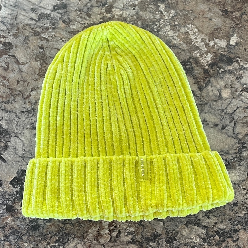 Athleta Tahoe Chenille Beanie Women’s Dark Fiber Optic Ribbed Neon Tuque